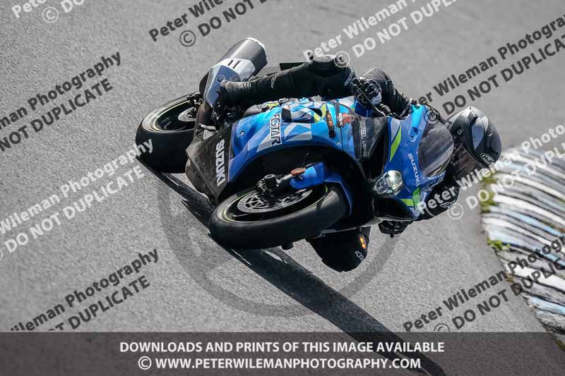enduro digital images;event digital images;eventdigitalimages;lydden hill;lydden no limits trackday;lydden photographs;lydden trackday photographs;no limits trackdays;peter wileman photography;racing digital images;trackday digital images;trackday photos